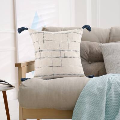 Sevita Hand-Woven Medium Ivory/Blue Geometric Polyester Indoor/Outdoor Throw Pillow