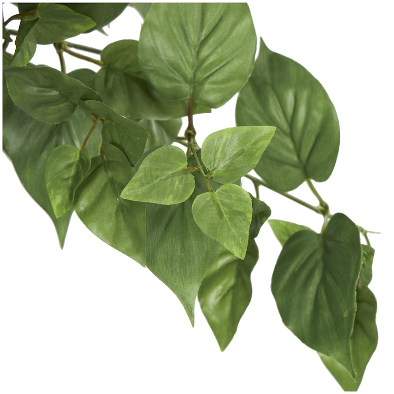 Faux Foliage Pothos Artificial Plant with Black Plastic Pot - Green - Roche River Decor