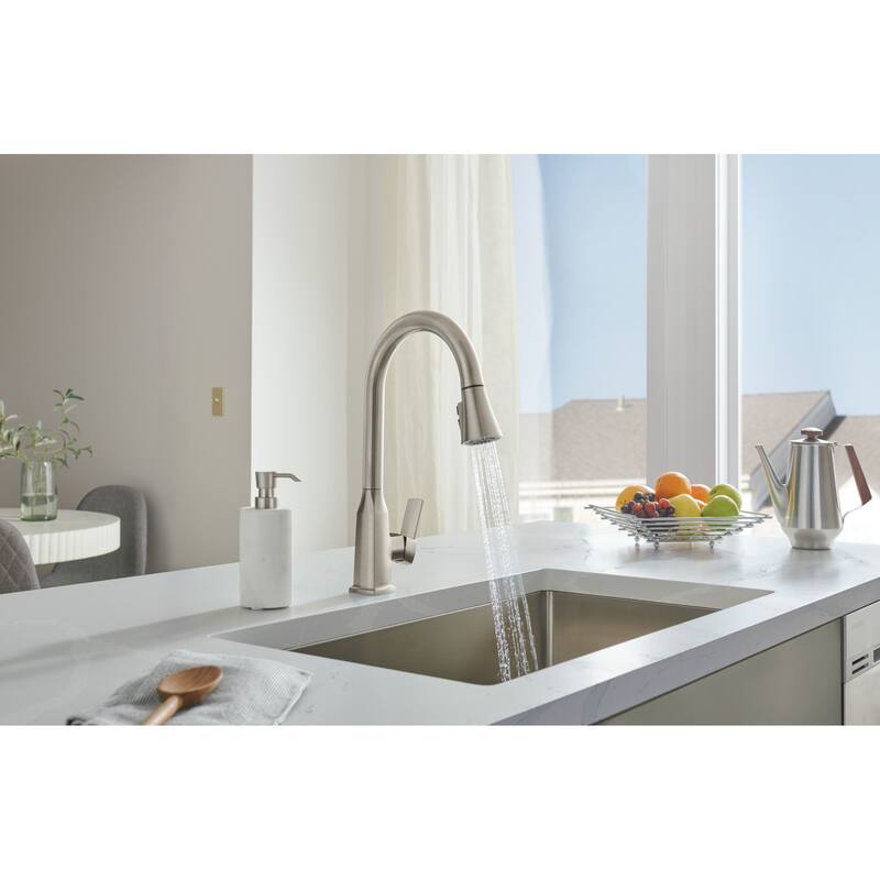 Peerless P7971LF Ezra 1.5 GPM Single Hole Pull Down Kitchen Faucet - Chrome