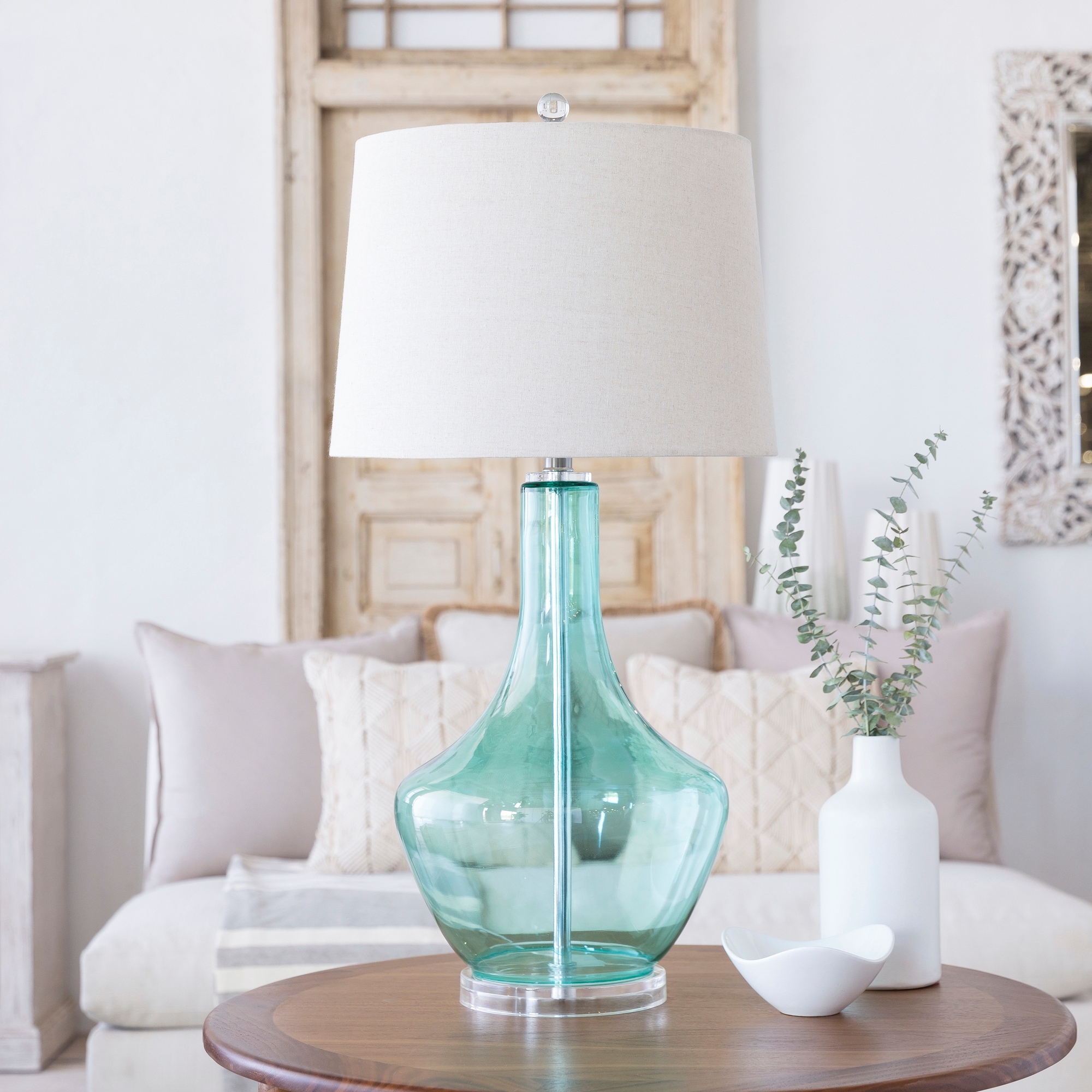 Blue green lamp outlet