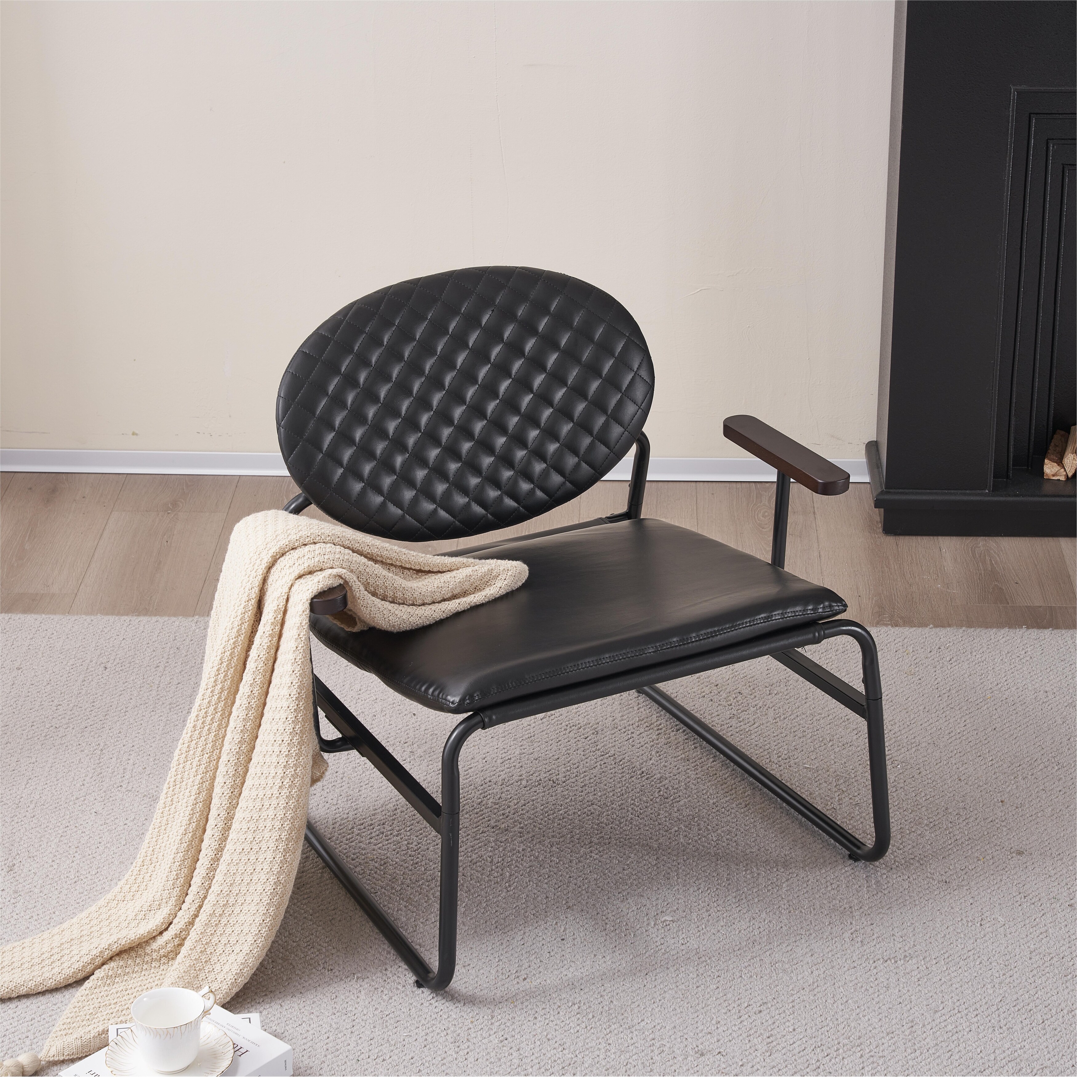 Oval accent outlet chair