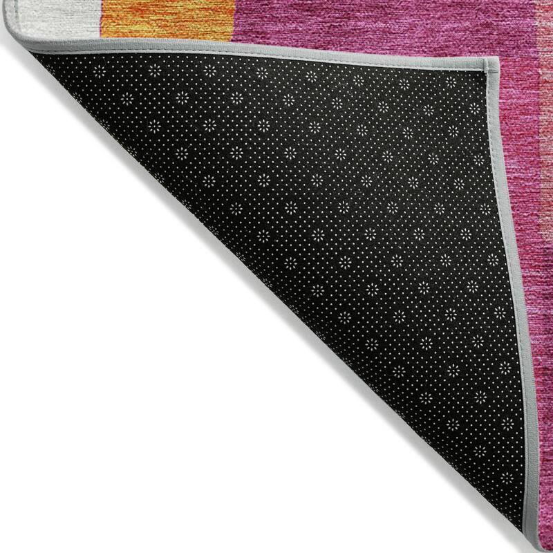 Machine Washable Indoor/ Outdoor Contempoary Blocks Chantille Rug