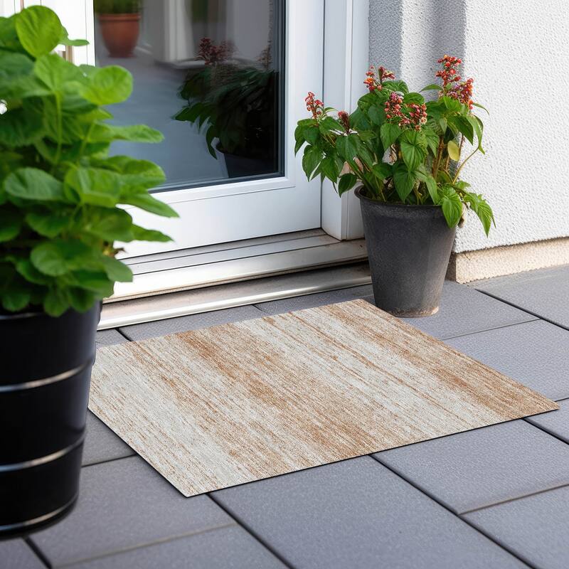 Machine Washable Indoor/ Outdoor Chantille Ombre Rug - Copper - 1'8" x 2'6"