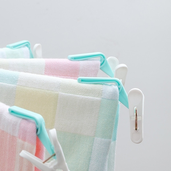 Clips for clothes drying outlet