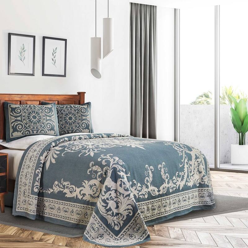 Superior Cotton Blend Oversized Classic Medallion Bedspread Set