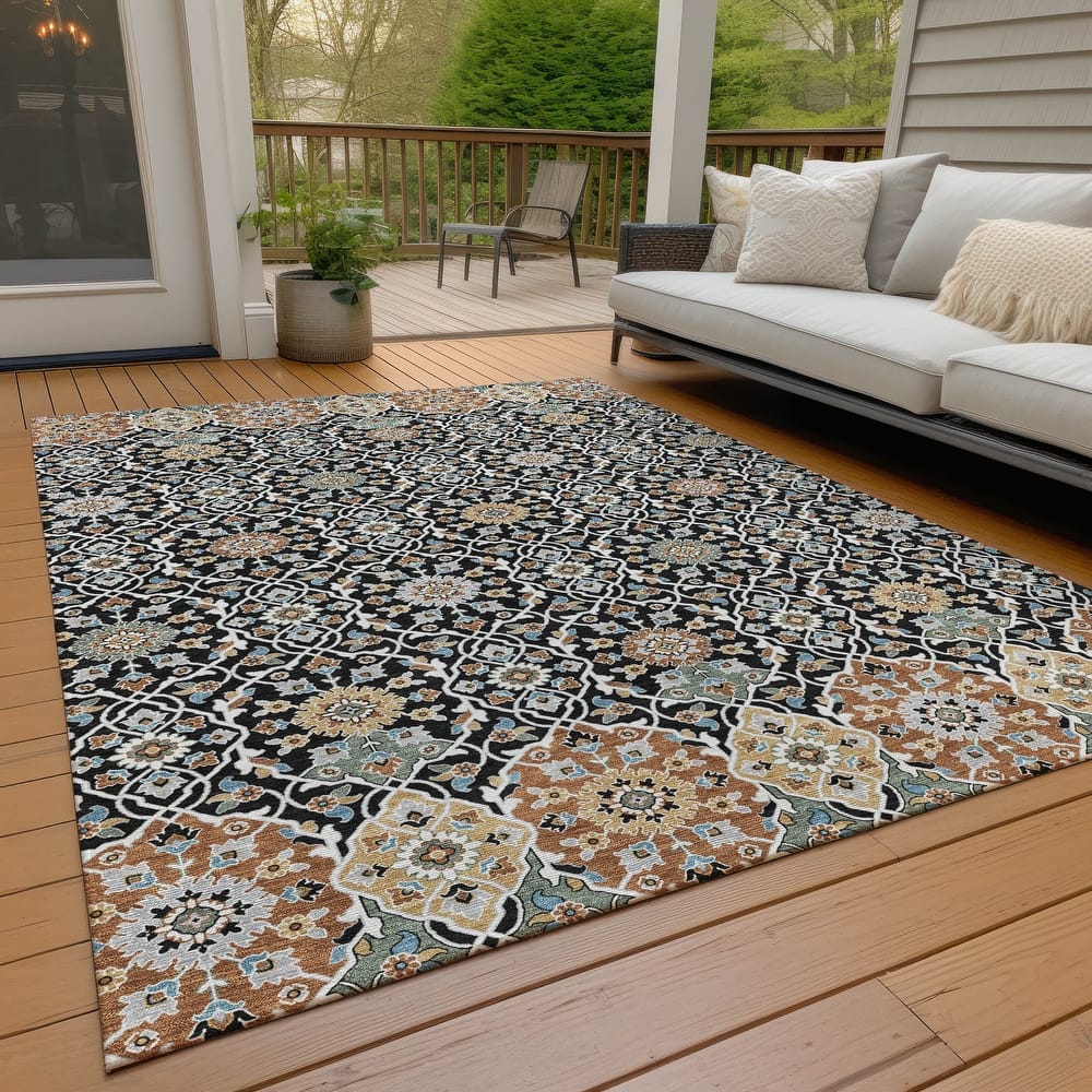 Machine Washable Indoor/Outdoor Traditional Masters Chantille Rug
