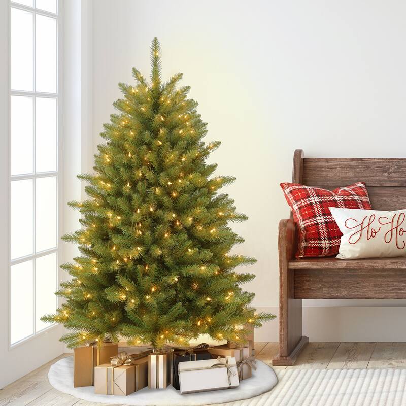 Puleo International 4.5 ft. Pre-Lit Fraser Fir Artificial Christmas Tree - 4.5'