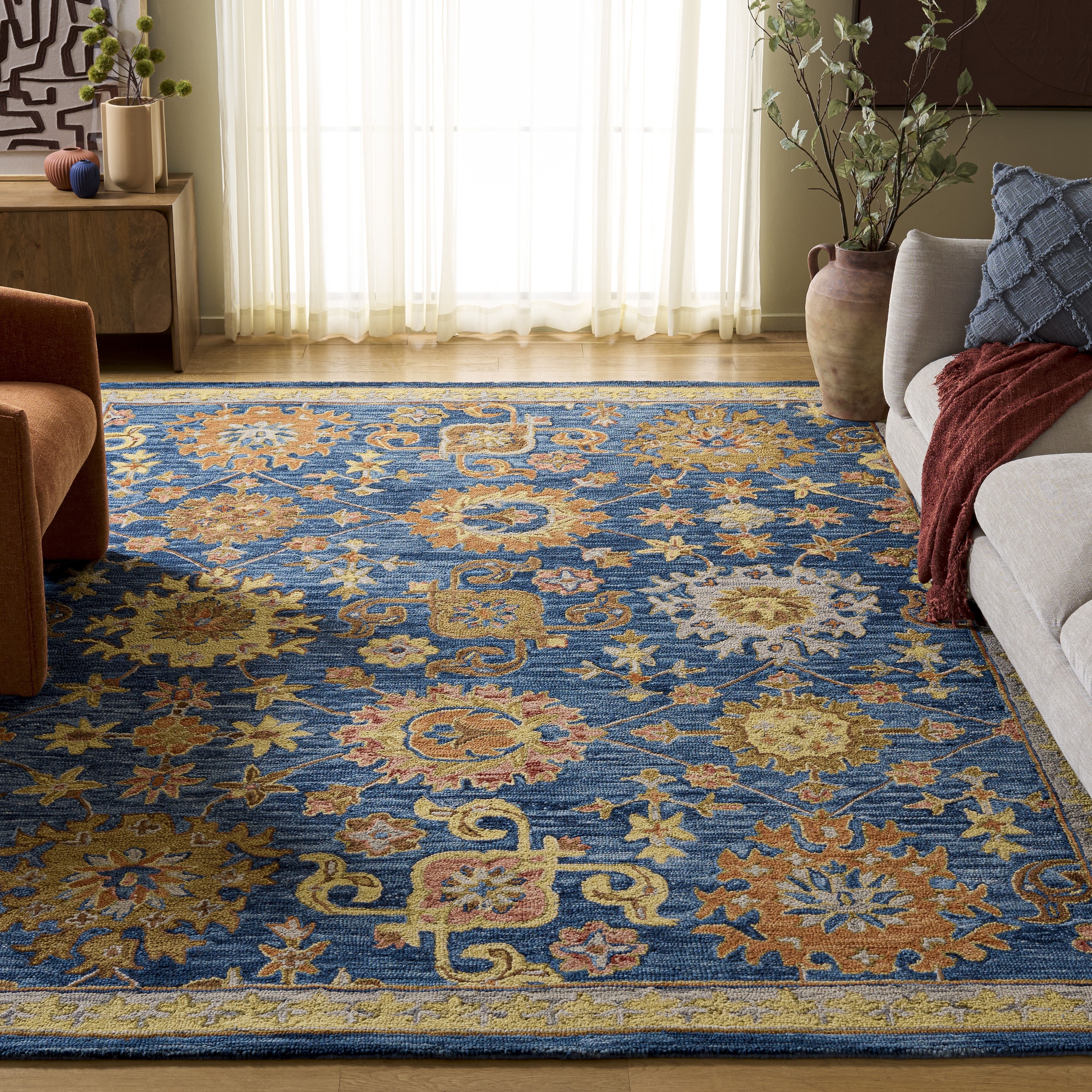 SAFAVIEH Handmade Blossom Petinka French Country Floral Wool Rug