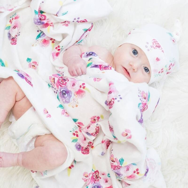 lulujo Hello World Hat & Swaddle Set