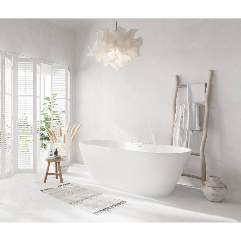 Nicolette Bathtub in Glossy White