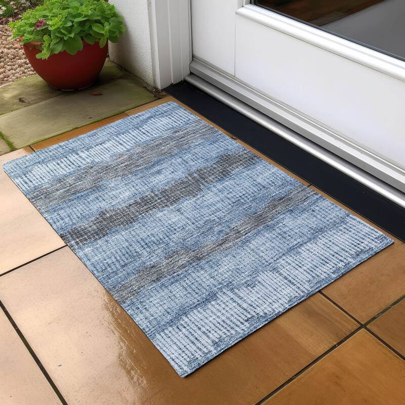 Machine Washable Indoor/ Outdoor Chantille Abstract Stripe Rug - Blue - 1'8" x 2'6"