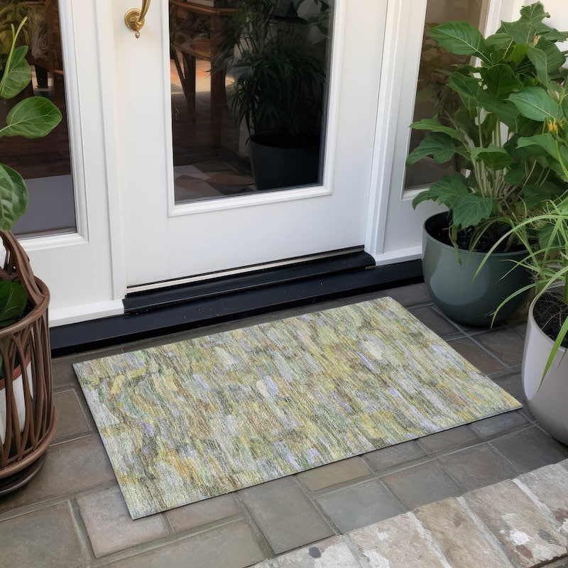 Machine Washable Indoor/ Outdoor Abstract Rock Chantille Rug - Aloe - 1'8" x 2'6"