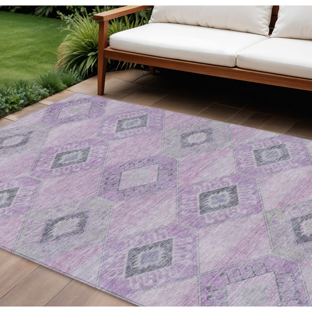 HomeRoots Aztec Transitional Rectangle Outdoor Rug