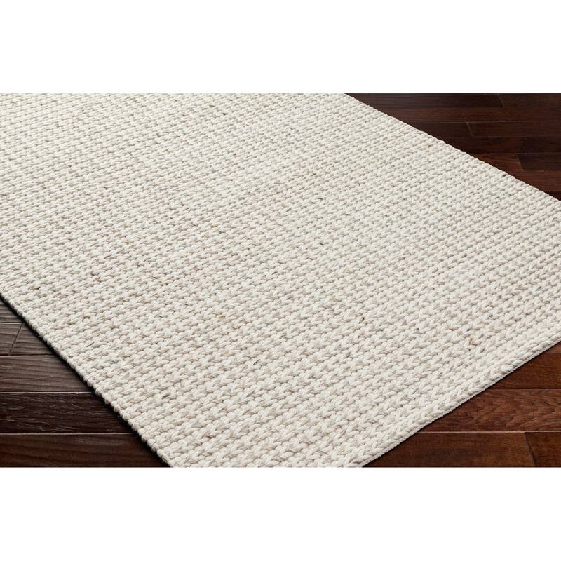 Livabliss Sundance Casual Dots Area Rug