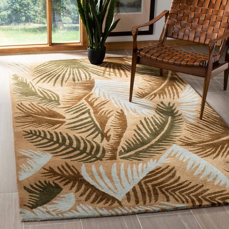 SAFAVIEH Handmade Soho Voinea N.Z. Wool Fern Rug - 5' x 8' - Taupe/Multi