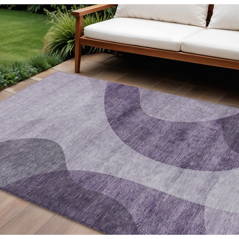HomeRoots Abstract Transitional Rectangle Outdoor Rug - 8' X 10'