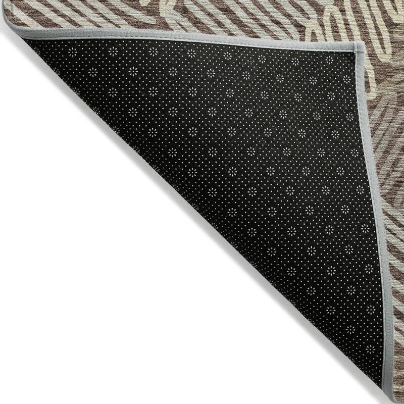 HomeRoots Floral Transitional Rectangle Outdoor Rug