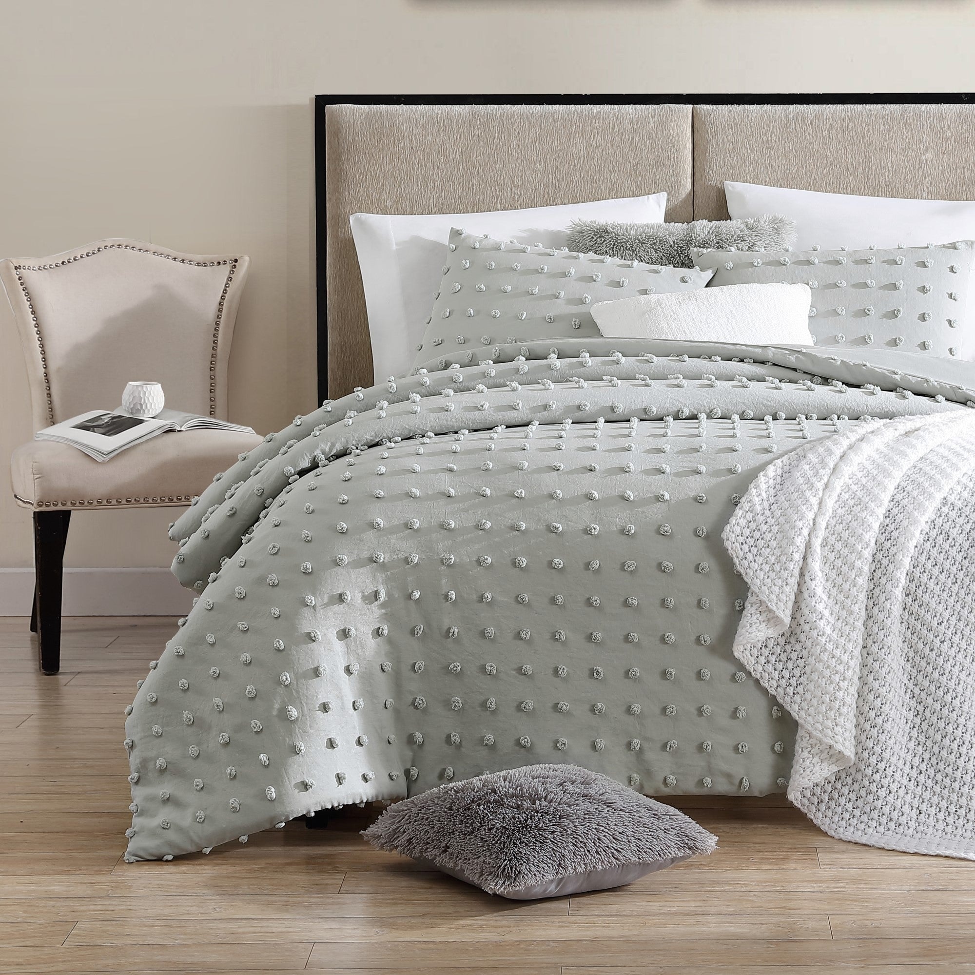 Swift Home Ultra-Soft Pom Pom 3-Piece Microfiber Comforter Bedding Set