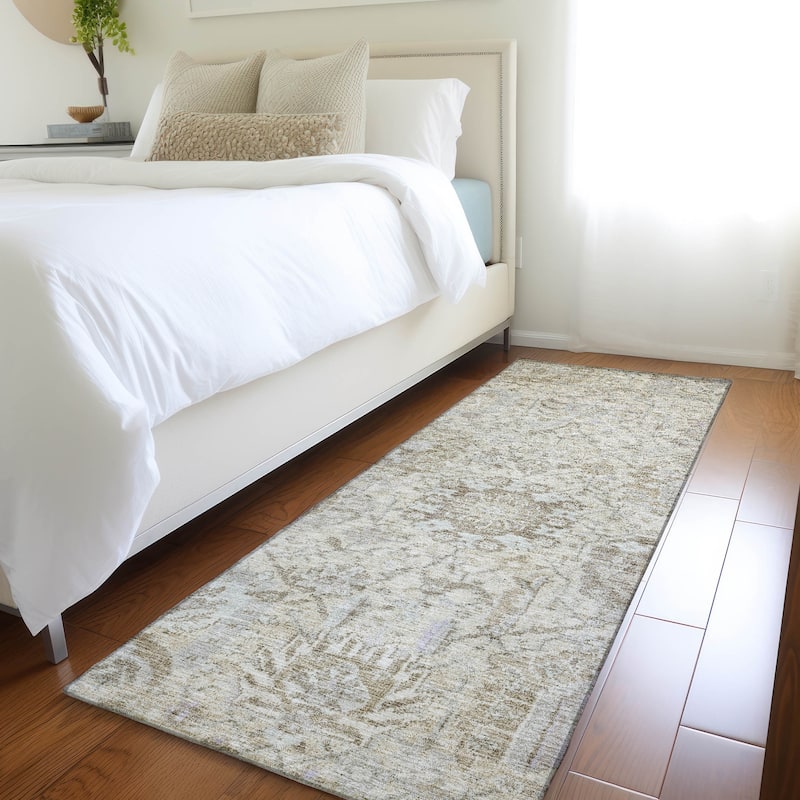 Machine Washable Indoor/ Outdoor Vintage Traditional Chantille Rug - Ivory - 2'3" x 7'6"