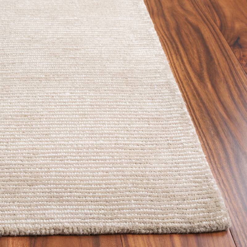 SAFAVIEH Handmade Ebony Sora Wool Rug