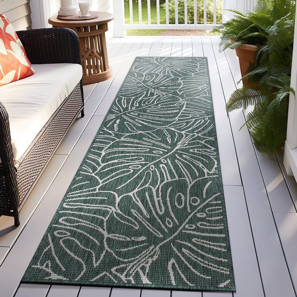 World Rug Gallery Contemporary Tropical Leaves Indoor/Outdoor Area Rug