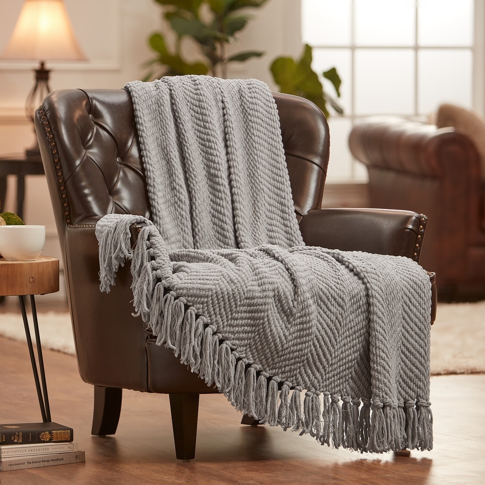 Grey knitted throw new arrivals tesco