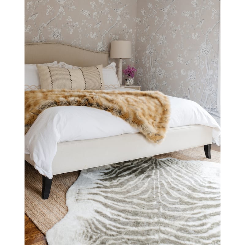 Erin Gates by Momeni Acadia Animal Print Faux Hide Area Rug