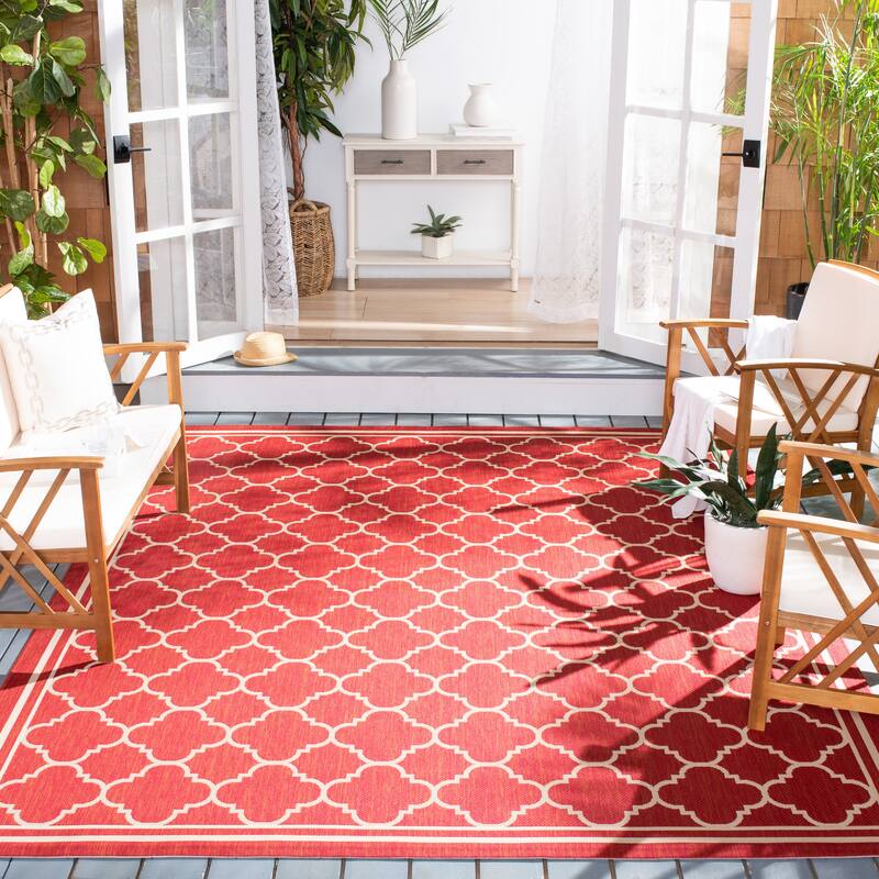 SAFAVIEH Courtyard Kristelle Indoor/ Outdoor Waterproof Patio Backyard Rug