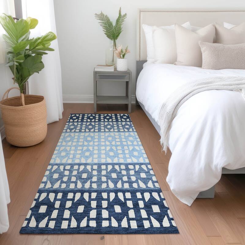 Machine Washable Indoor/ Outdoor Stripe Geo Chantille Rug