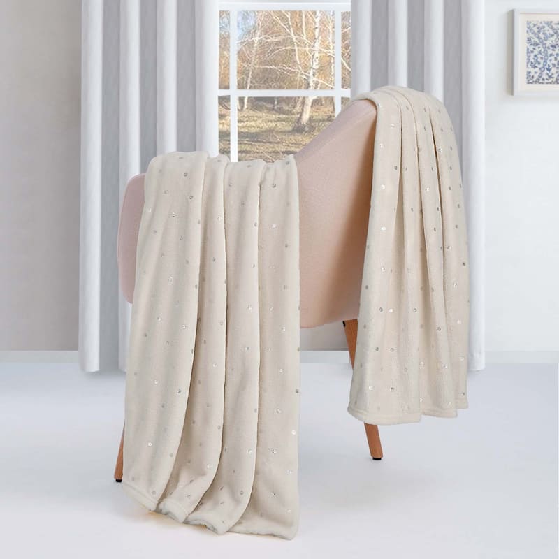 Superior Fleece Plush Medium Weight Soft Fluffy Decorative Blanket