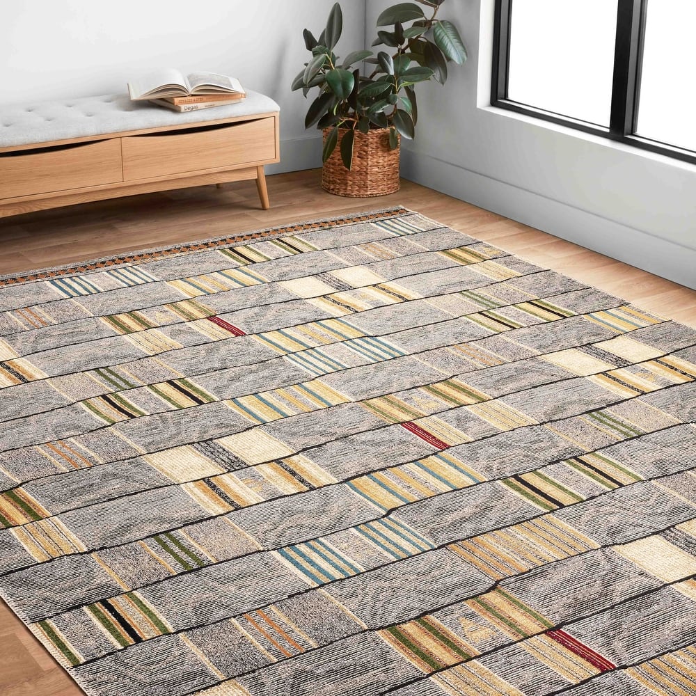 Alexander Home Armanda Modern Patterned Inspired Indoor/ Outdoor Area Rug