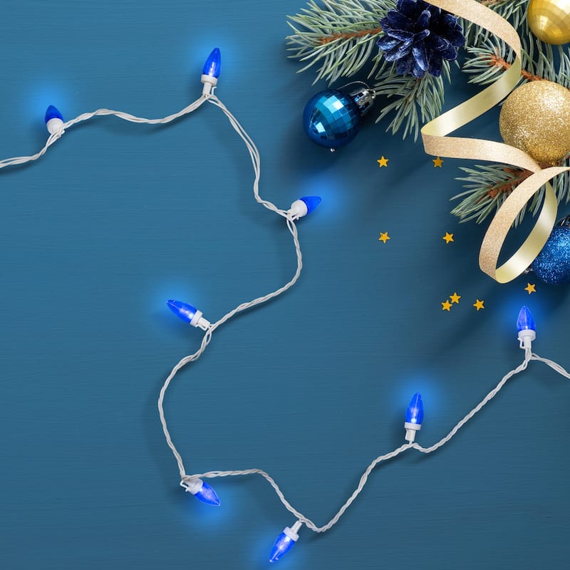 25 Count Blue LED C7 Christmas Lights 16 ft White Wire - 16'