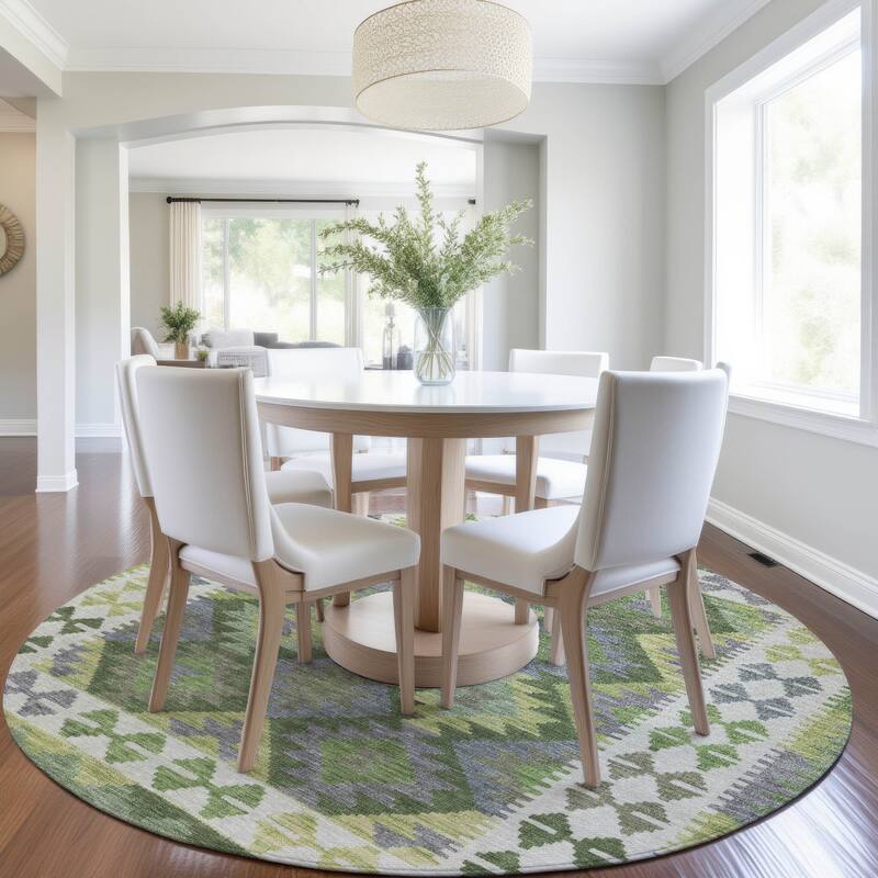 Machine Washable Indoor/ Outdoor Boho Global Chantille Rug