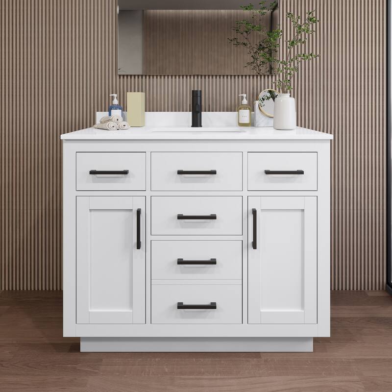 Wyndham Collection WCG262642S-QTZ-UNSMXX Beckett TK 42" Free Standing - White / White Quartz Top / Matte Black Hardware