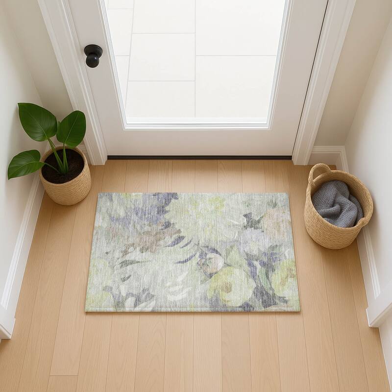 Machine Washable Indoor/ Outdoor Watercolor Floral Chantille Rug