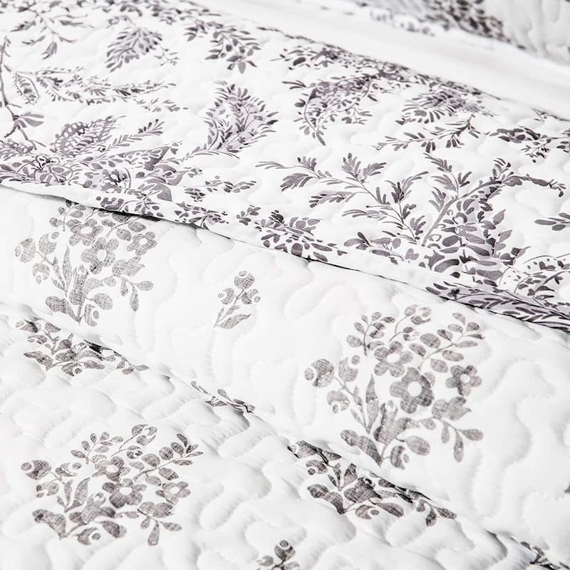 DriftAway 3 Piece Rina Vintage Inspired Floral Reversible Quilt Set Bedspreads Coverlet Prewashed