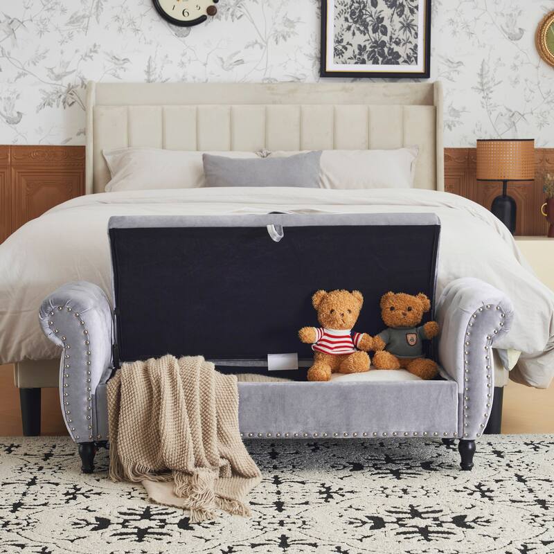 Luxurious Velvet Ottoman Bench with Spacious Storage and Decorative Trim