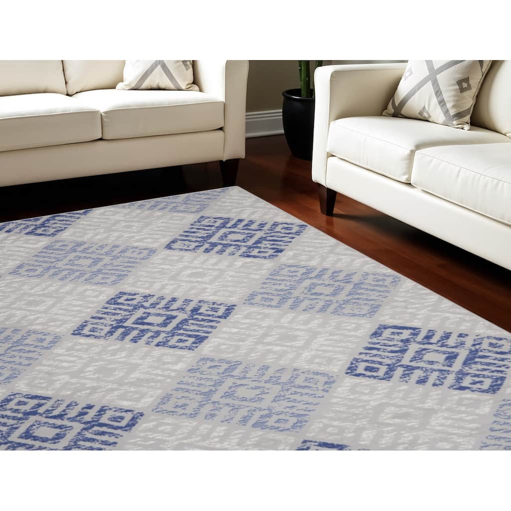 Hire Power Loomed Distressed Geometric Modern Non Skid Stain Resistant Area Rug By HomeRoots - 120' X '84' X '0.39