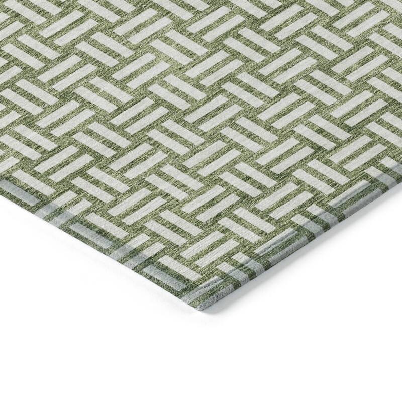 HomeRoots Geometric Transitional Rectangle Outdoor Rug