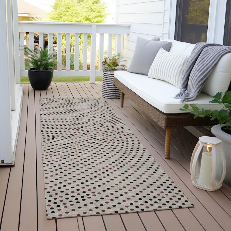 Machine Washable Indoor/ Outdoor Modern Dotty Chantille Rug - Taupe - 2'3" x 7'6"
