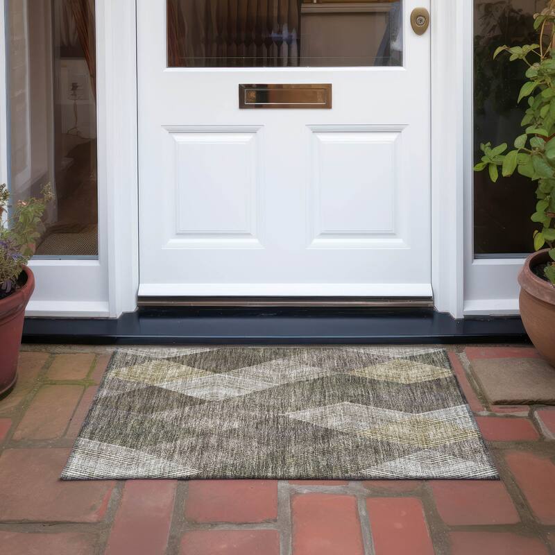 Machine Washable Indoor/ Outdoor Diamond Stripes Chantille Rug - Brown - 1'8" x 2'6"