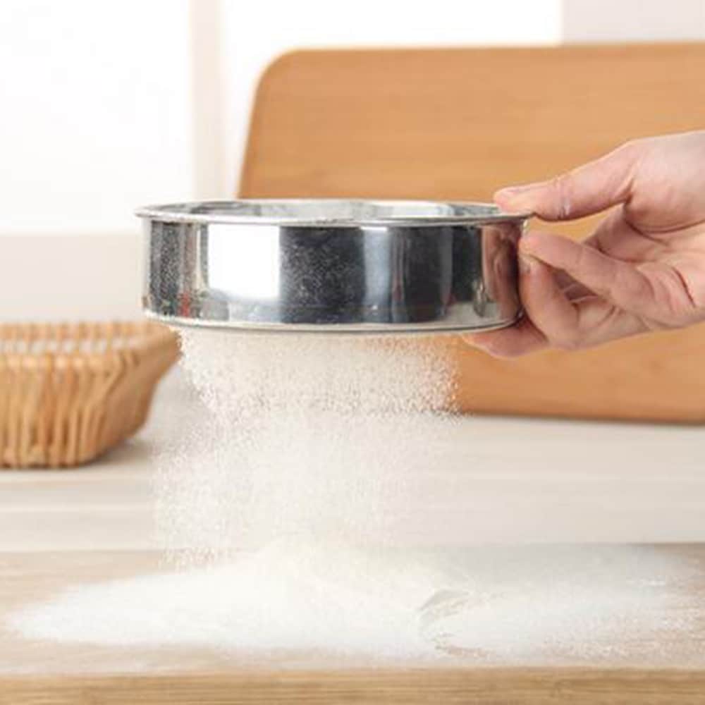 Buy Wholesale China Electric Flour Sifter Handheld Baking Tools Powder  Strainer Powdered Sugar Sifter Powder Sifter & Flour Sifter at USD 4.98