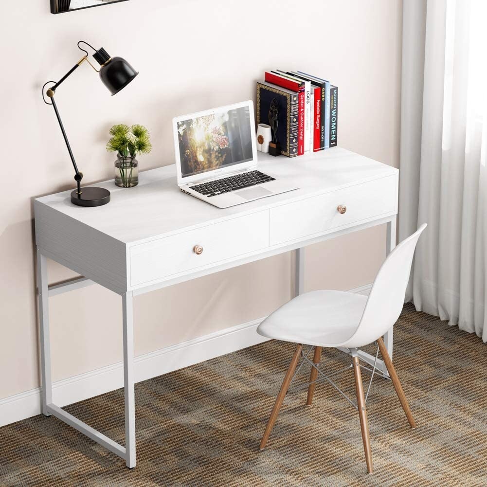 https://ak1.ostkcdn.com/images/products/is/images/direct/afcdf8242e5b6f4196996511eff1923e35466cfb/47%22-Modern-Simple-Computer-Desk.jpg