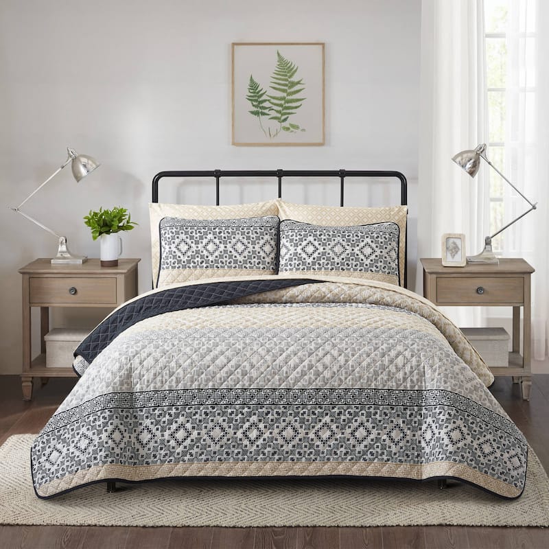 Nanshing Meryl 7 Piece Contemporary Geometric Quilt Set - Queen