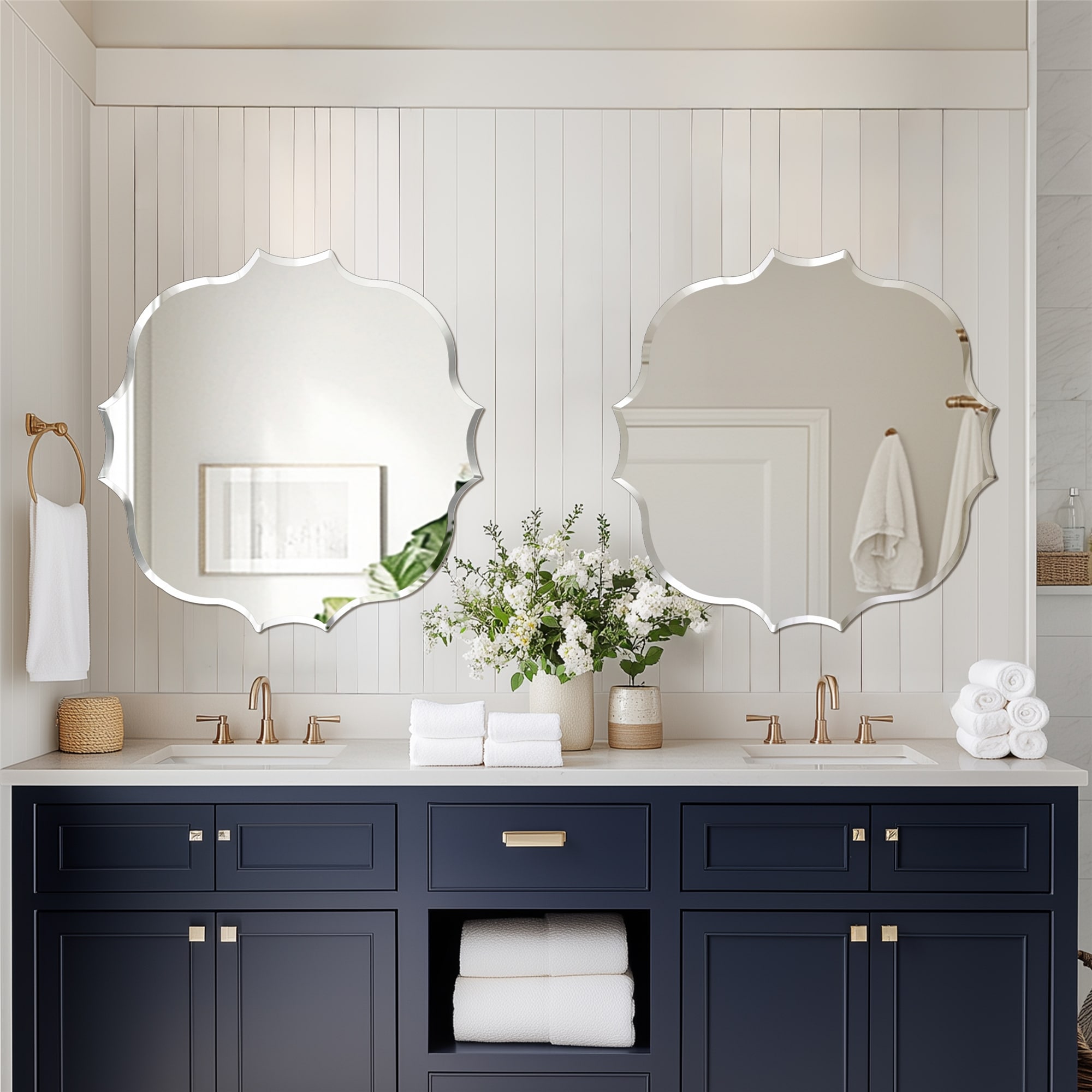 Irregular-Bathroom-Mirror-Firm