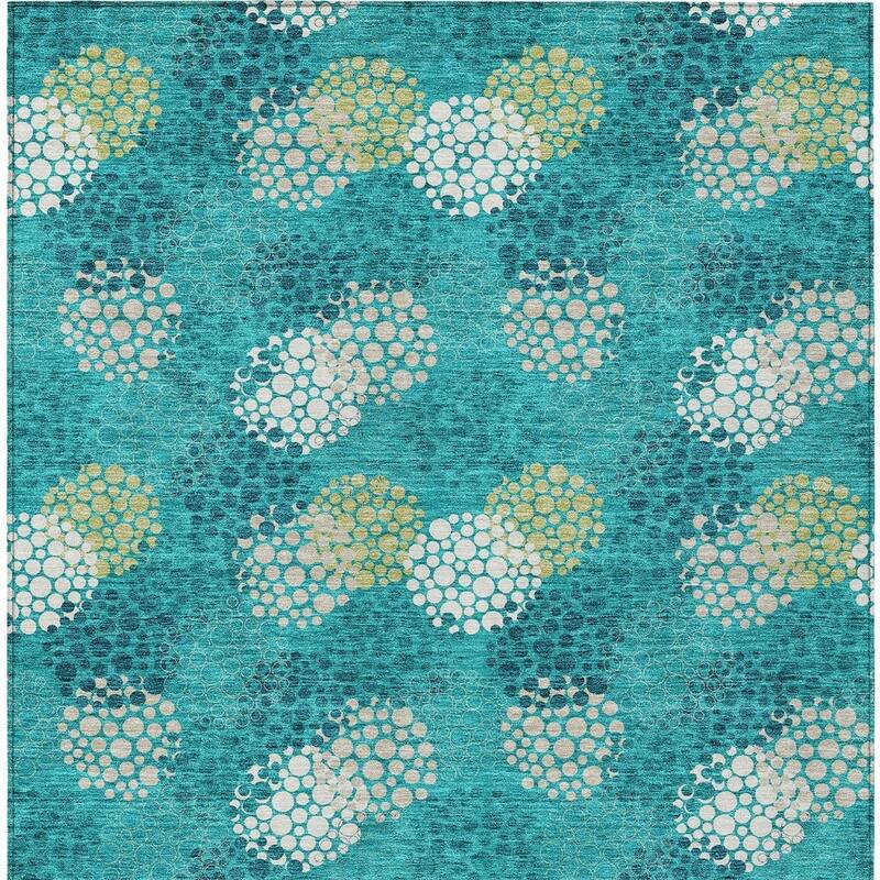 HomeRoots Polka Dot Transitional Rectangle Outdoor Rug