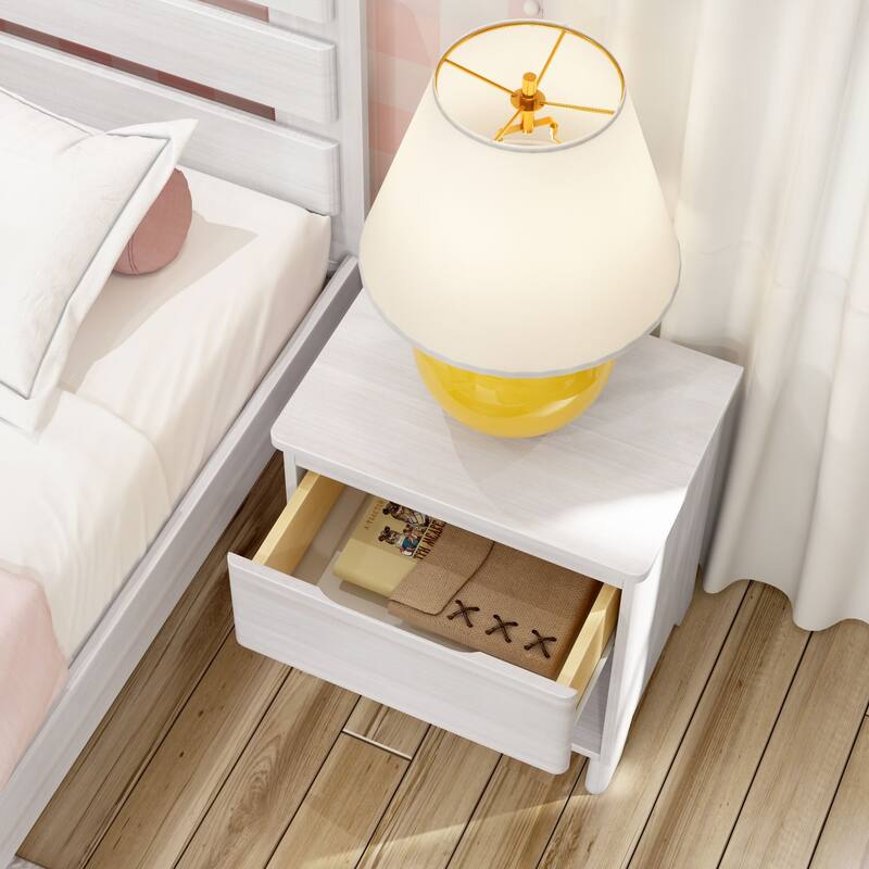 Max and Lily Farmhouse Nightstand with 1 Drawer