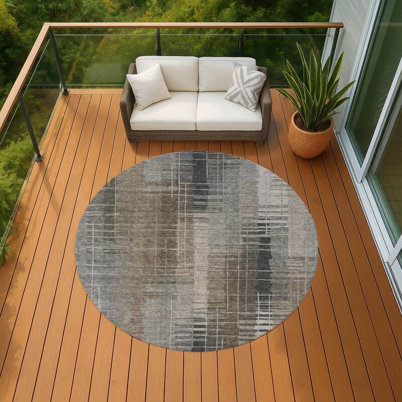 Machine Washable Indoor/ Outdoor Contemporary Aaron Chantille Rug - Brown - 8' x 8'