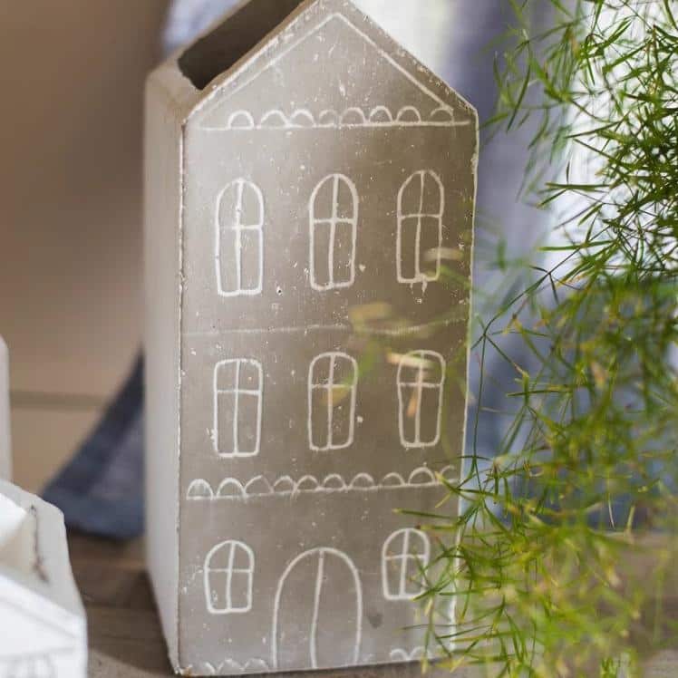 RusticReach TinyHome Clay Planters