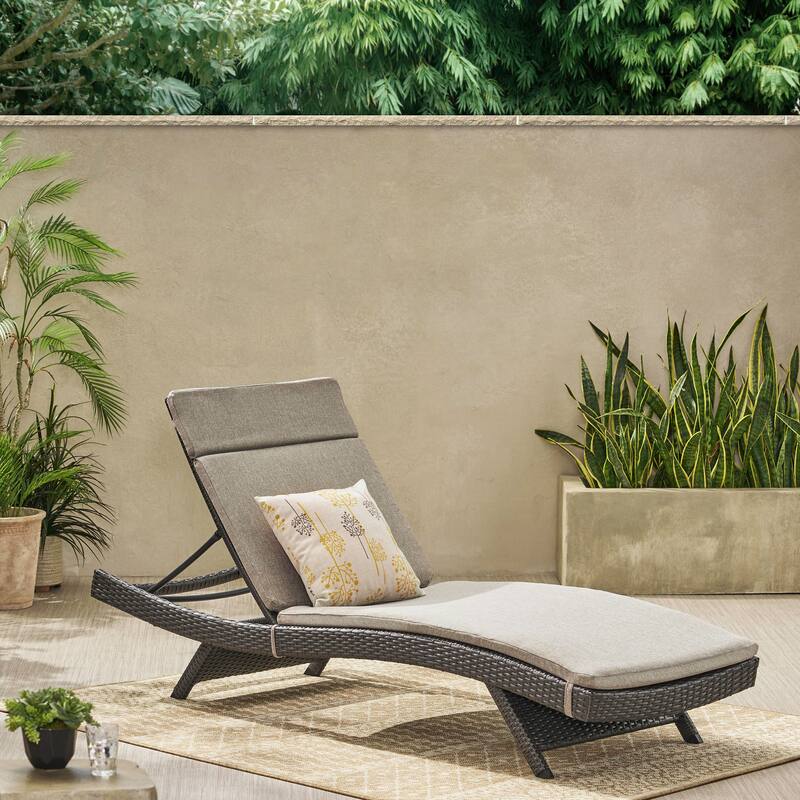 Salem Outdoor Wicker Adjustable Chaise Lounge with Cushion by Christopher Knight Home